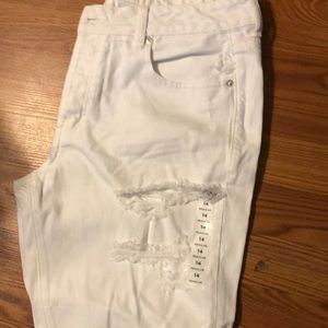 All white Boyfriend jeans